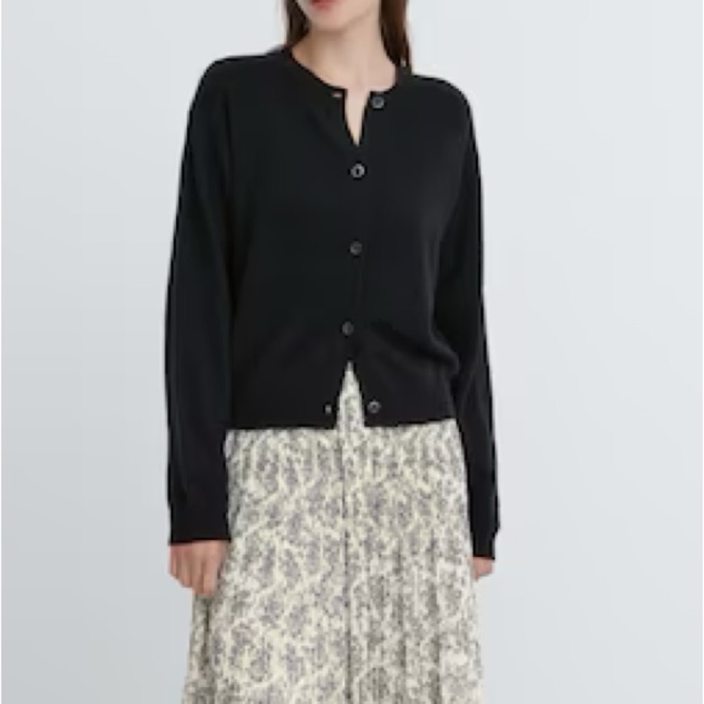 Uniqlo 100% Cashmere Black Cardigan XS